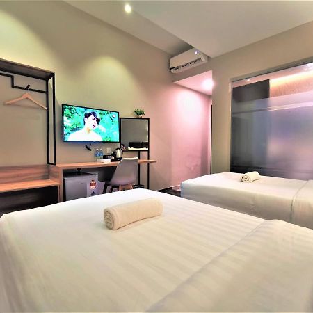 Prestigo Hotel - Johor Bharu Johor Bahru Esterno foto