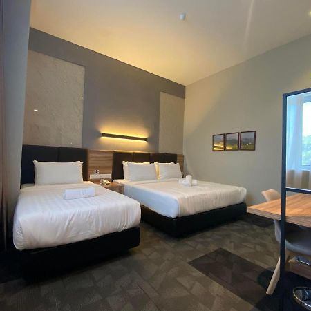 Prestigo Hotel - Johor Bharu Johor Bahru Esterno foto