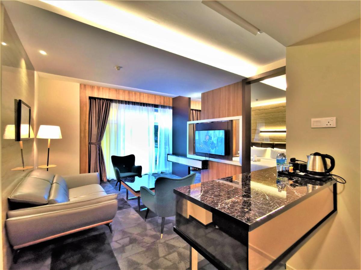 Prestigo Hotel - Johor Bharu Johor Bahru Esterno foto