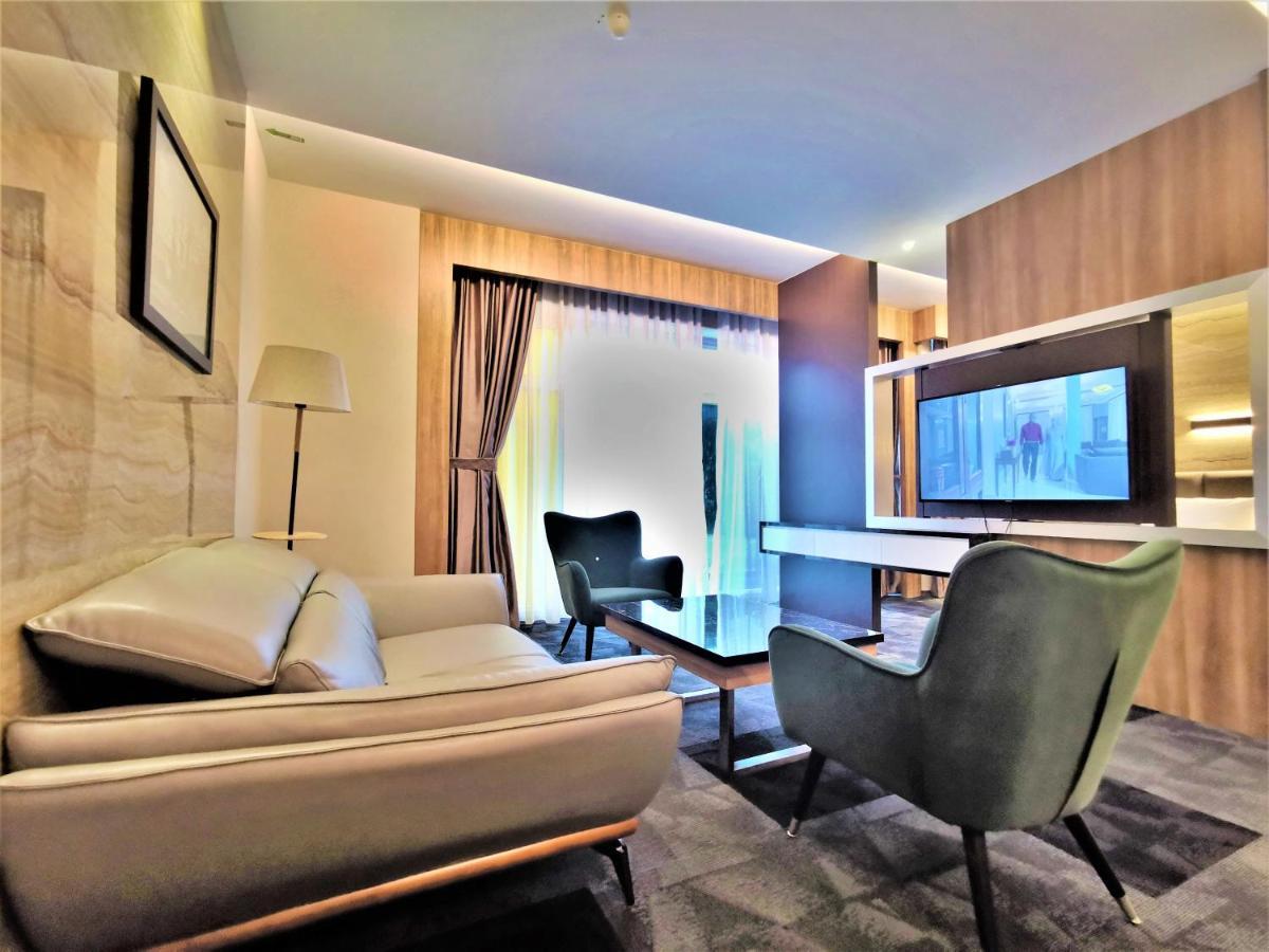 Prestigo Hotel - Johor Bharu Johor Bahru Esterno foto