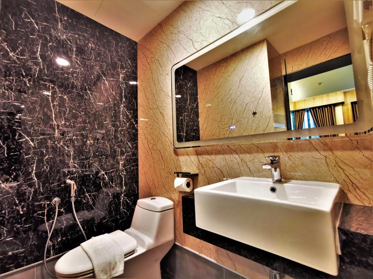 Prestigo Hotel - Johor Bharu Johor Bahru Esterno foto