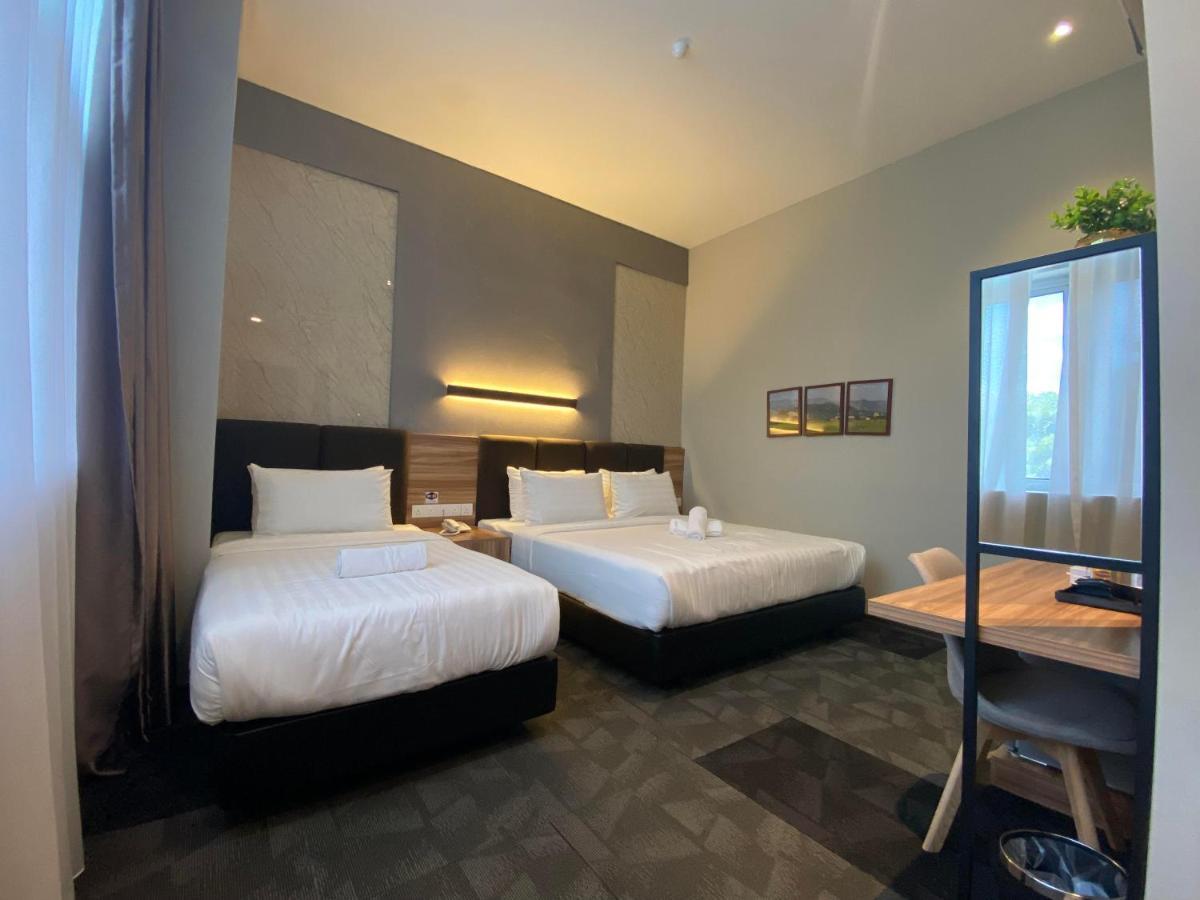 Prestigo Hotel - Johor Bharu Johor Bahru Esterno foto
