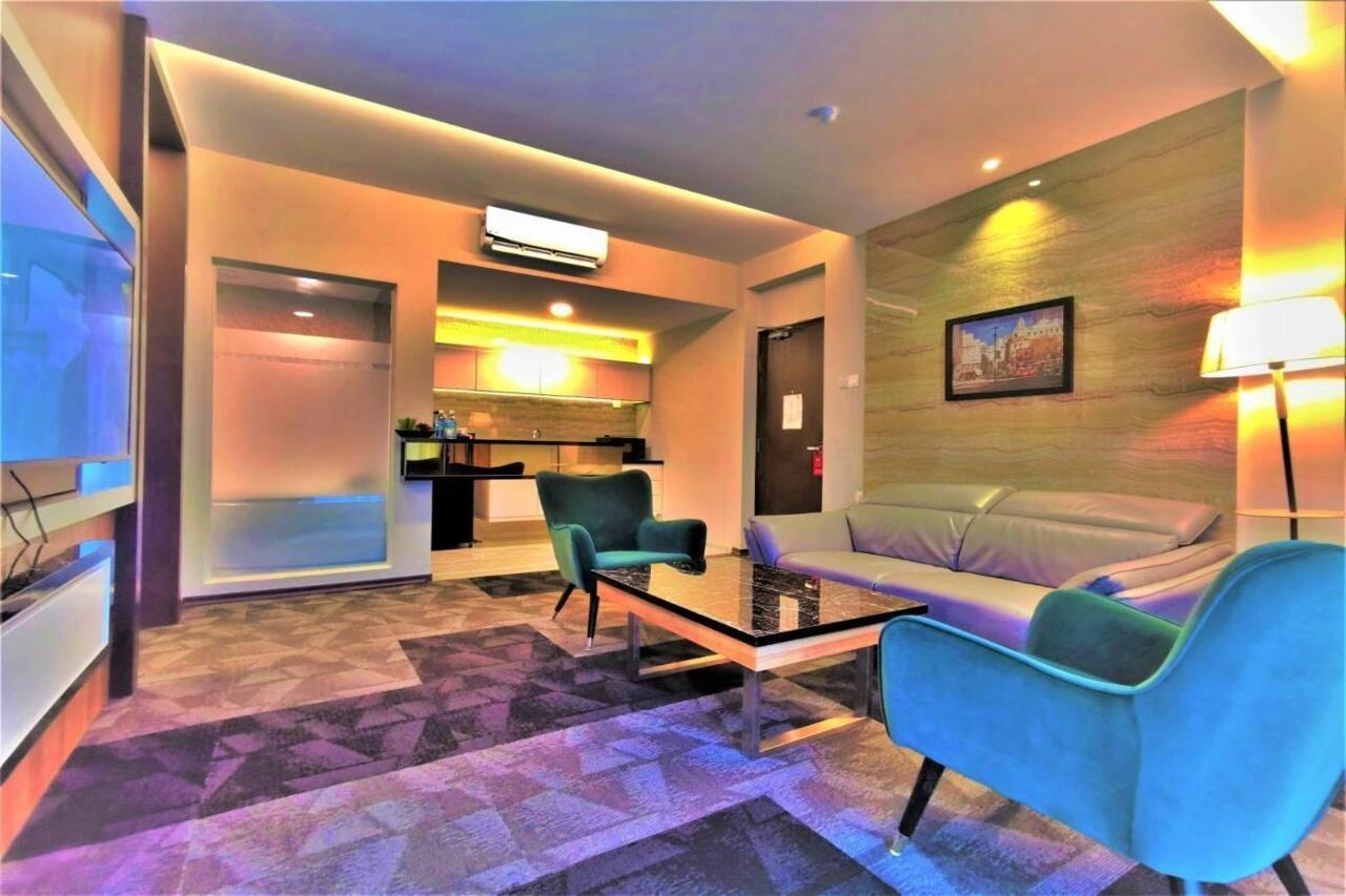 Prestigo Hotel - Johor Bharu Johor Bahru Esterno foto