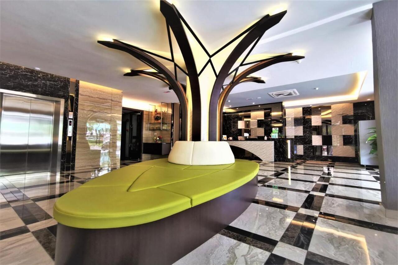Prestigo Hotel - Johor Bharu Johor Bahru Esterno foto