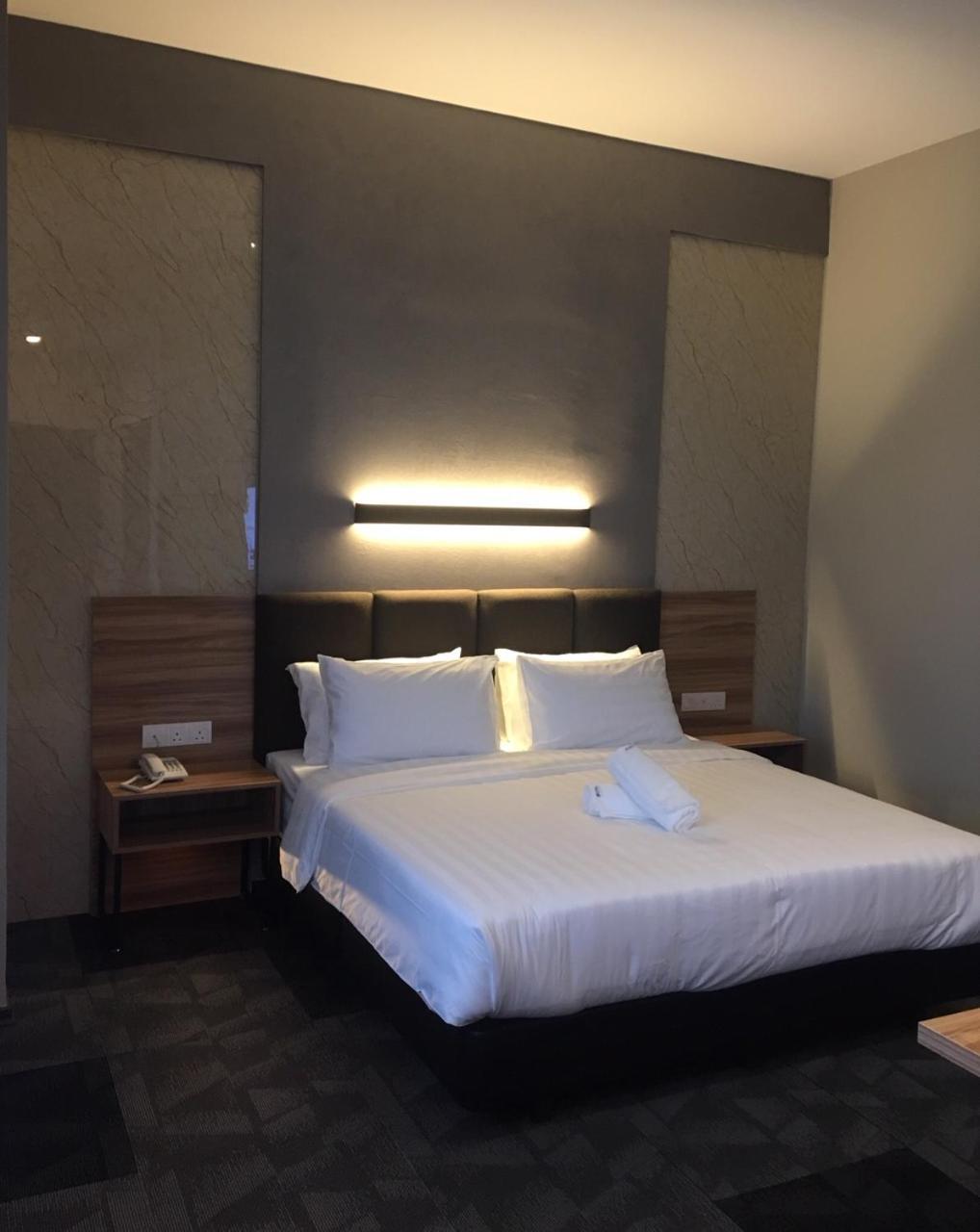 Prestigo Hotel - Johor Bharu Johor Bahru Esterno foto